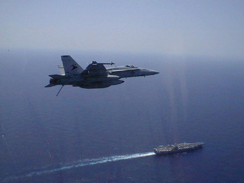 f18carrier.jpg (69900 bytes)